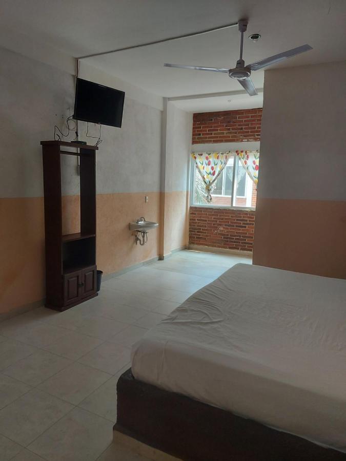 Auto hotel Jardines de Amatitlán Cuernavaca Exterior foto